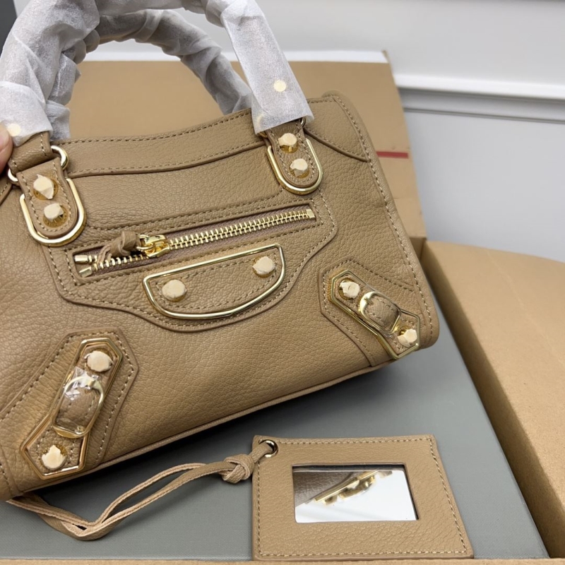 Ba1en*iaga classic city bags